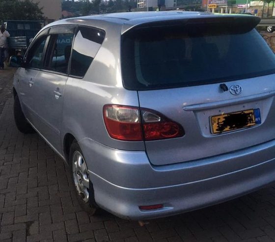 TOYOTA IPSUM AUTOMATIC GOOD CONDITION FOR SALE AT RWF6,000,000