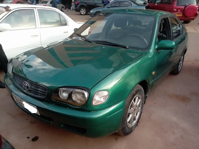 TOYOTA COROLLA MACO AUTOMATIC 2000 ESSENCE A/C OK FOR SALE AT RWF6,300,000