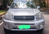 TOYOTA RAV4 AUTOMATIC 2004 ESSENCE FOR SALE AT RWF9,500,000