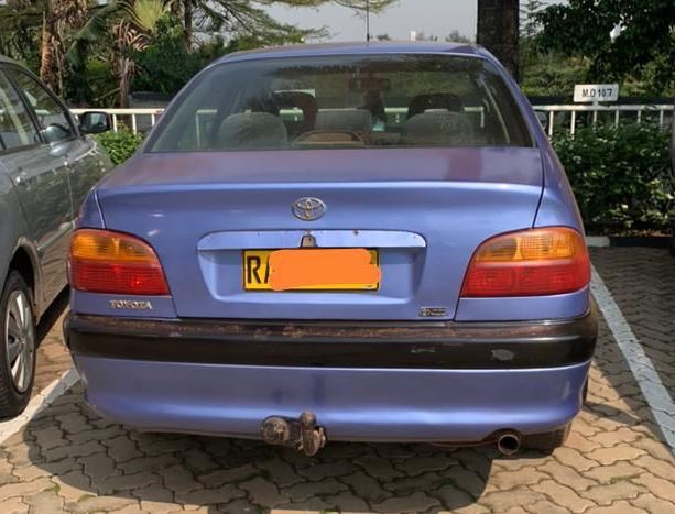 TOYOTA AVENSIS MANUEL 2000 FOR SALE AT RWF4,200,000