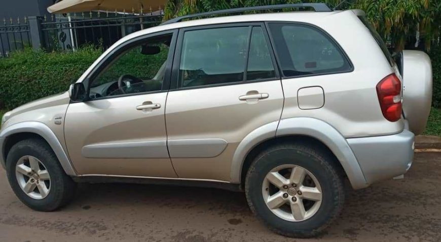 TOYOTA RAV4 2003 MANUEL BELGIUM FOR SALE AT FRW11,000,000