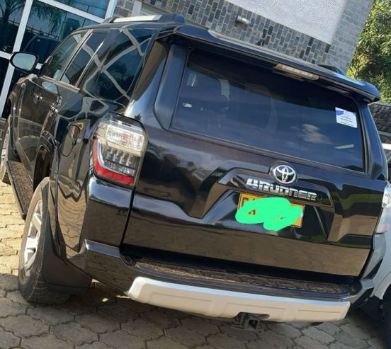 TOYOTA 4RUNNER 2015 AUTOMATIC 112K KM FOR SALE AT RWF46,000,000