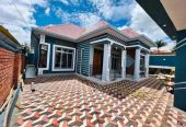 4 BEDROOMS HOUSE FOR SALE LACATED AT KANOMBE AT RWF80,000,000