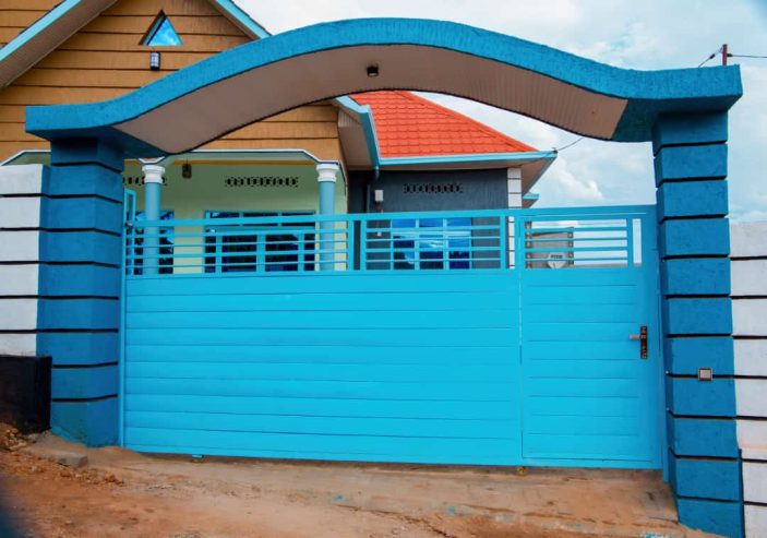 4 BEDROOMS HOUSE FOR SALE LOCATED AT MASAKA AT RWF60,000,000