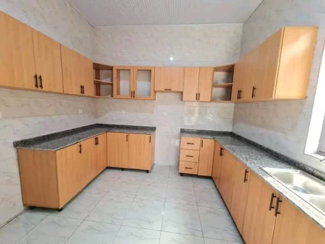 4 BEDROOMS HOUSE FOR RENT UNFURNISHED LOCATED AT KIMIRONKO AT RWF700,000